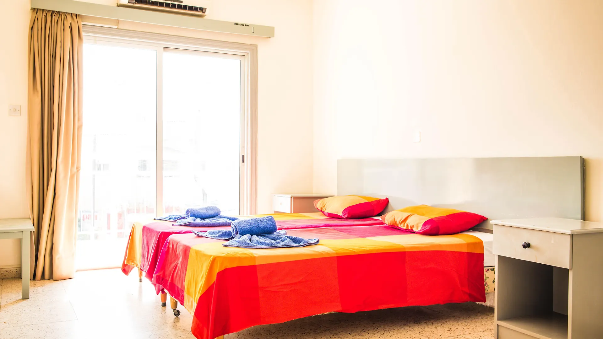 Efi Hotel Apts Ayia Napa 2*,